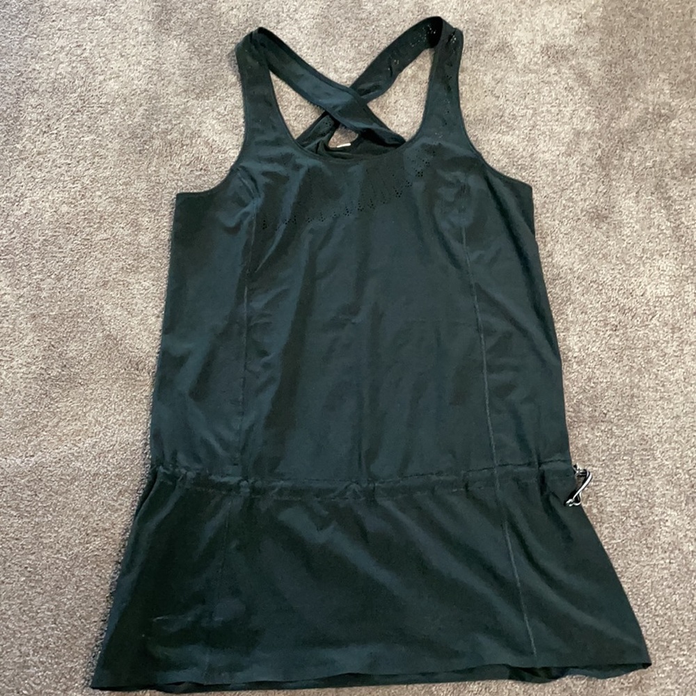 Lululemon black cinch waist tank